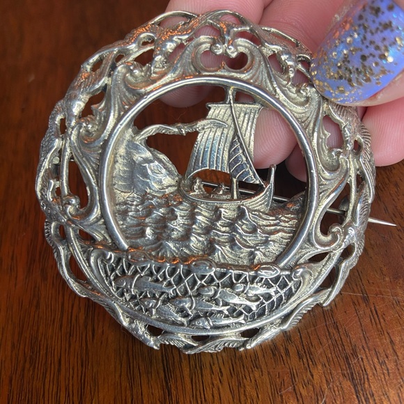 Norskt Monster Vintage Fisherman Silver Brooch - Picture 8 of 16